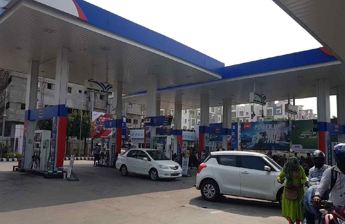 How To Find Nearby Any Petrol Stations